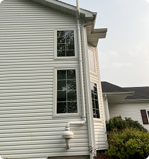 exterior-radon-mitigation-pipe